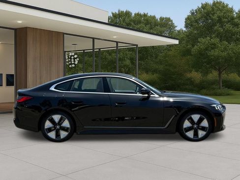 New 2026 BMW i4 eDrive40 w/ Premium Package RWD image 7