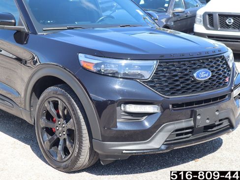 Used 2022 Ford Explorer ST w/ ST Street Pack image 4