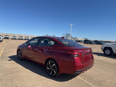 Used 2025 Nissan Versa SR w/ Trunk Package image 15