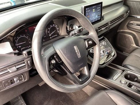 Used 2022 Lincoln Corsair AWD w/ Premium Package image 30