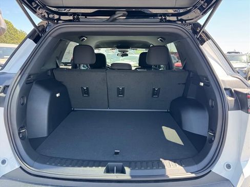 New 2026 Chevrolet Equinox LT FWD image 7