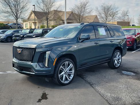 Used 2025 Cadillac Escalade Sport w/ Touring Package image 3