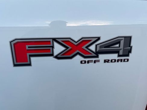 Used 2023 Ford F250 XL image 22