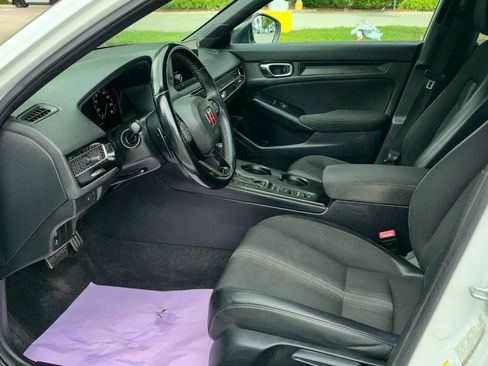 Used 2022 Honda Civic Sport image 11
