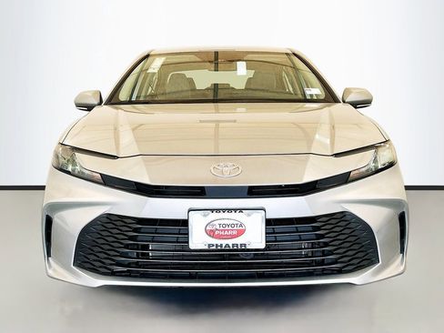 New 2025 Toyota Camry LE w/ Convenience Package FWD image 2