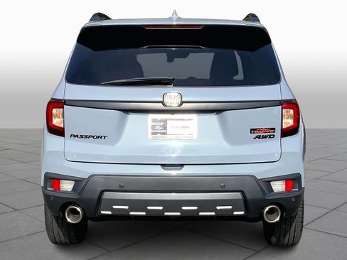 Used 2023 Honda Passport TrailSport image 4
