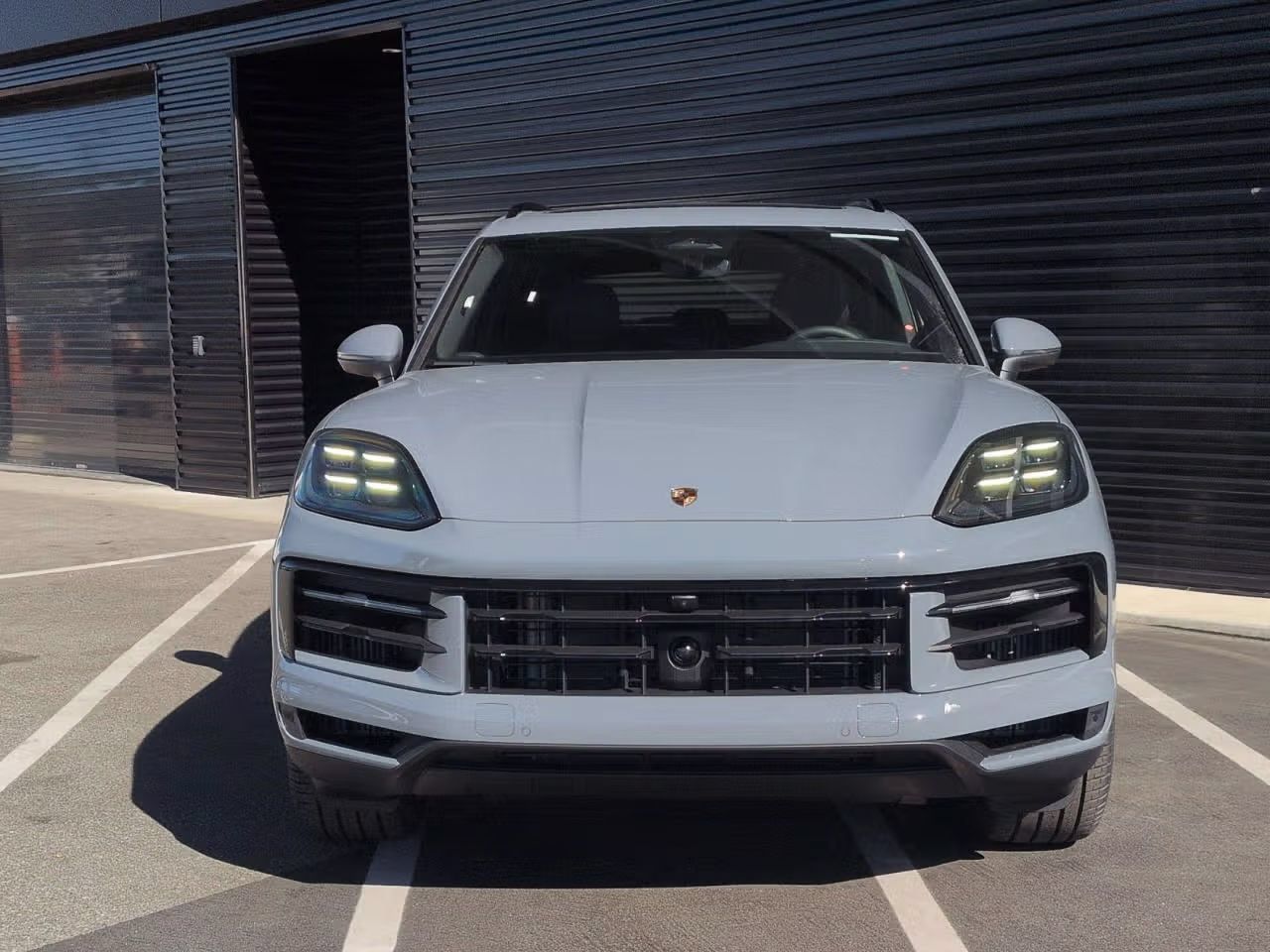 Certified 2026 Porsche Cayenne AWD/4WD image 10