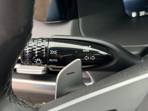 Used 2024 Hyundai Palisade Calligraphy image 21