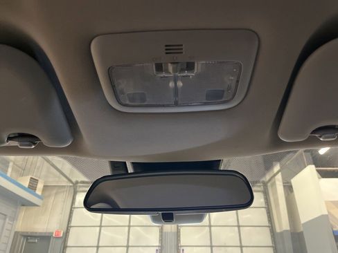 Used 2019 Toyota Corolla LE image 26