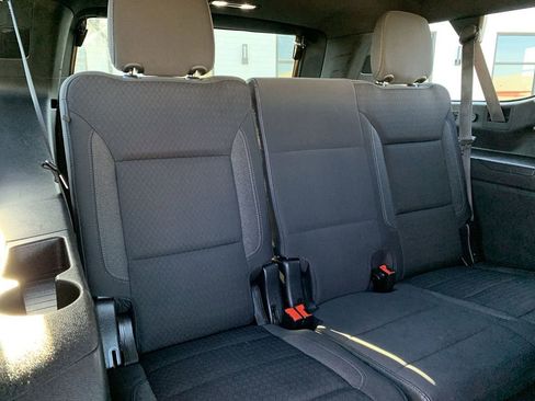 Used 2022 Chevrolet Suburban LS image 29