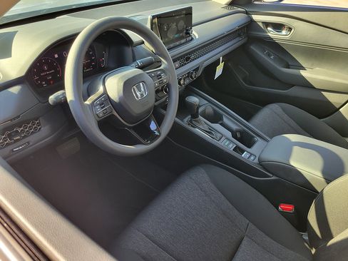 Certified 2025 Honda Accord LX image 16