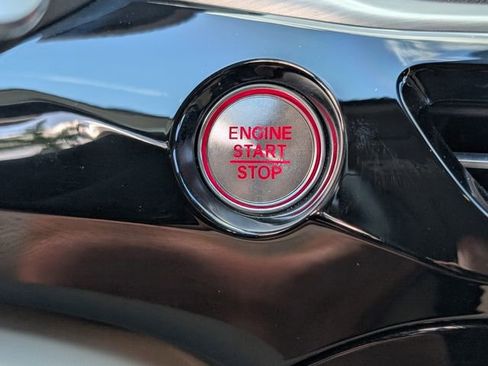 Used 2024 Acura MDX SH-AWD w/ Technology Package image 29