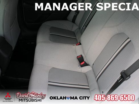 Used 2022 Hyundai Sonata SE w/ Preferred Accessory Package image 11