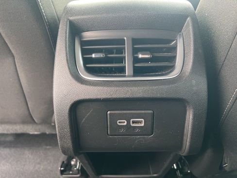 Used 2025 Chevrolet Blazer LT image 27