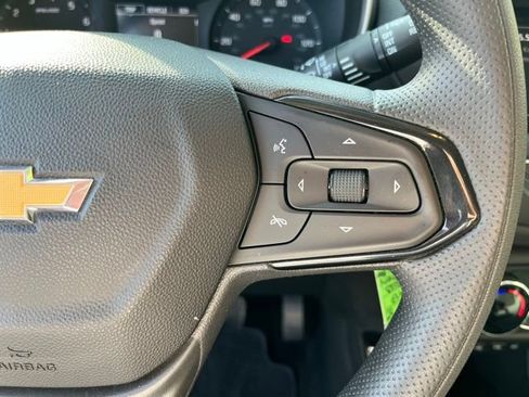 Used 2023 Chevrolet TrailBlazer LS FWD image 25