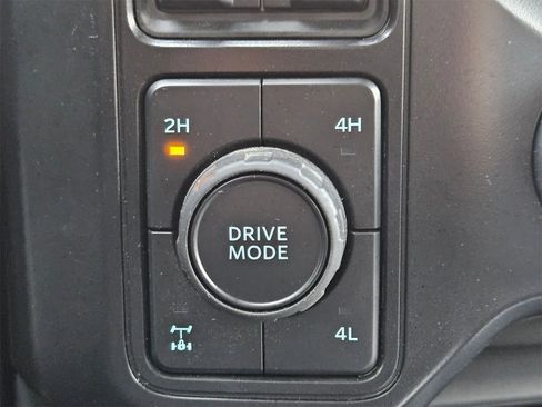 New 2025 Ford F250 Lariat w/ Lariat Ultimate Package image 16