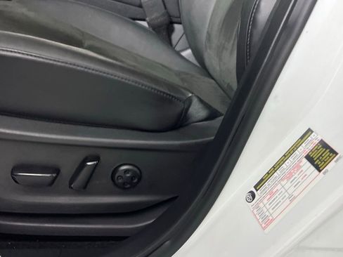 Used 2024 Nissan Ariya AWD image 22