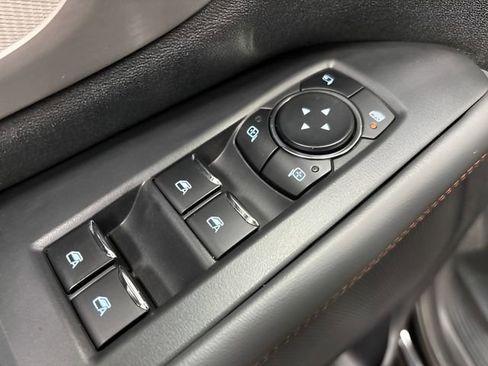 Used 2025 Ford Expedition Active image 11