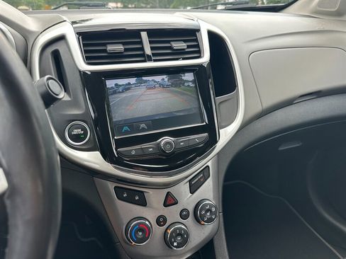 Used 2017 Chevrolet Sonic Premier image 13