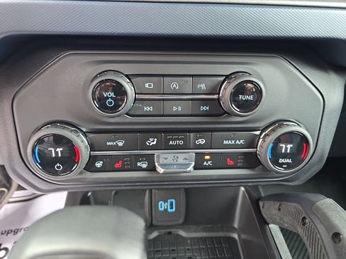 Used 2024 Ford Bronco Raptor AWD/4WD image 23