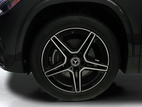 Certified 2026 Mercedes-Benz GLA 250 image 27