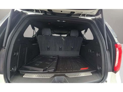 Used 2022 GMC Yukon XL Denali image 33