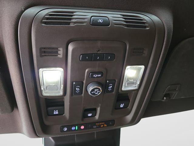 Used 2023 Cadillac Escalade Sport w/ Touring Package AWD/4WD image 27