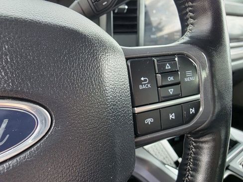 Used 2024 Ford F350 Lariat image 37