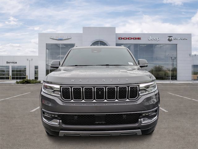 Certified 2022 Jeep Wagoneer Series III w/ Premium Group I AWD/4WD image 6