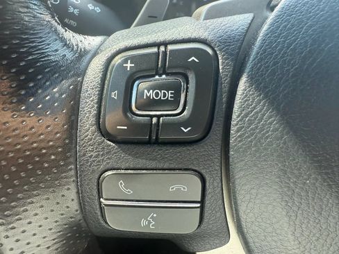 Used 2020 Lexus IS 350 F Sport w/ F Sport Package RWD image 11