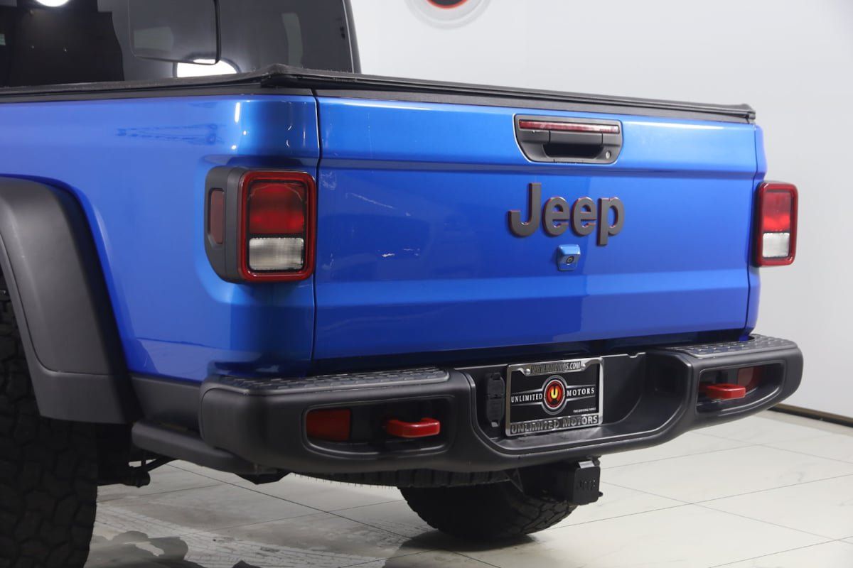 Used 2022 Jeep Gladiator Rubicon w/ Cold Weather Group AWD/4WD image 22