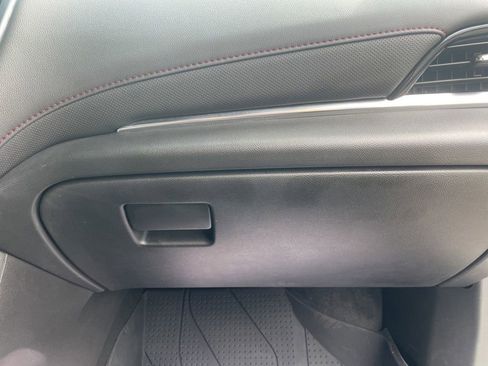 Used 2023 Chevrolet Traverse RS w/ LPO, Floor Liner Package image 49