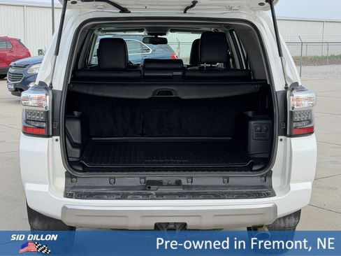 Used 2019 Toyota 4Runner TRD Off-Road Premium AWD/4WD image 5