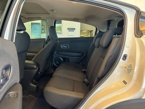 Used 2020 Honda HR-V EX image 28