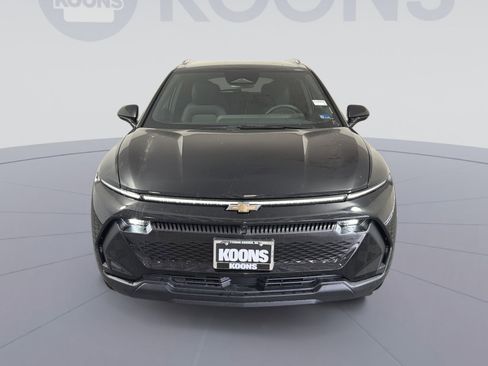 New 2026 Chevrolet Equinox EV LT image 11