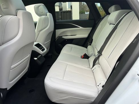 New 2026 Cadillac Lyriq Sport image 15