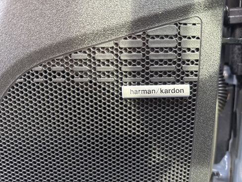 Certified 2023 Subaru Solterra Limited image 13