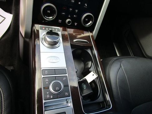 Used 2020 Land Rover Range Rover HSE AWD/4WD image 17