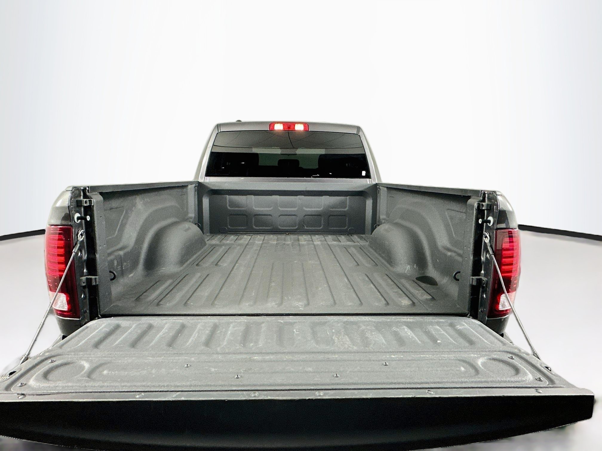 Used 2022 RAM 1500 Warlock RWD image 26