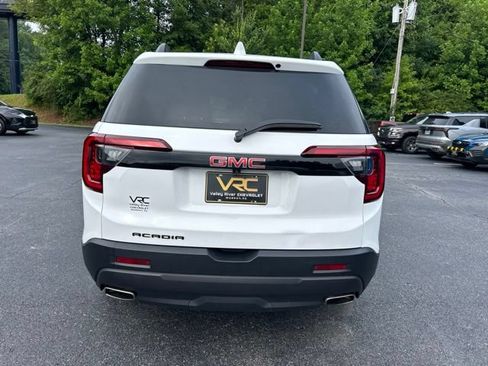 Used 2023 GMC Acadia SLE w/ Driver Convenience Package FWD image 5