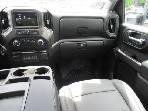 Used 2026 Chevrolet Silverado 2500 W/T w/ WT/CX Safety Package AWD/4WD image 14