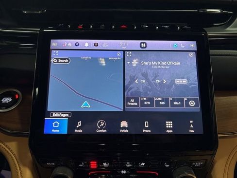 Used 2025 Jeep Grand Cherokee L Summit image 17