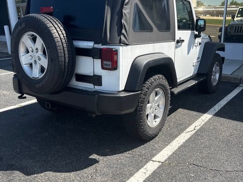 Used 2015 Jeep Wrangler Sport w/ Quick Order Package 24S AWD/4WD image 3