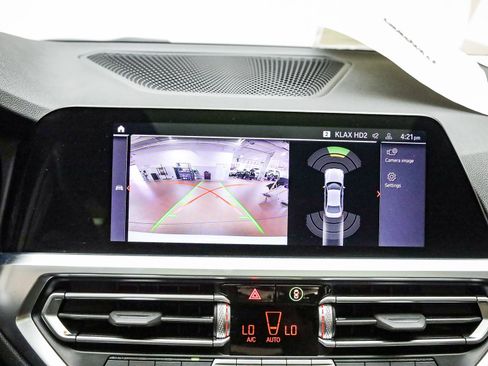 Certified 2022 BMW 330i Sedan w/ Premium Package 2 image 27