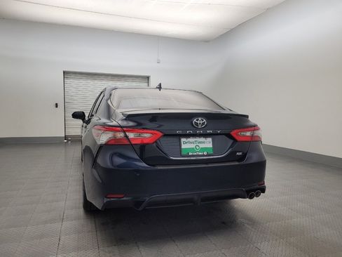 Used 2019 Toyota Camry SE image 6