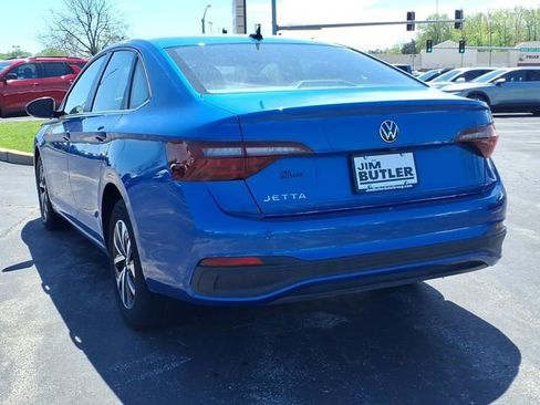 Used 2024 Volkswagen Jetta S FWD image 2
