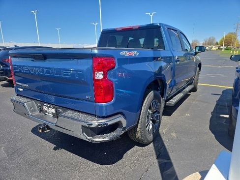 Used 2024 Chevrolet Silverado 1500 LT AWD/4WD image 6