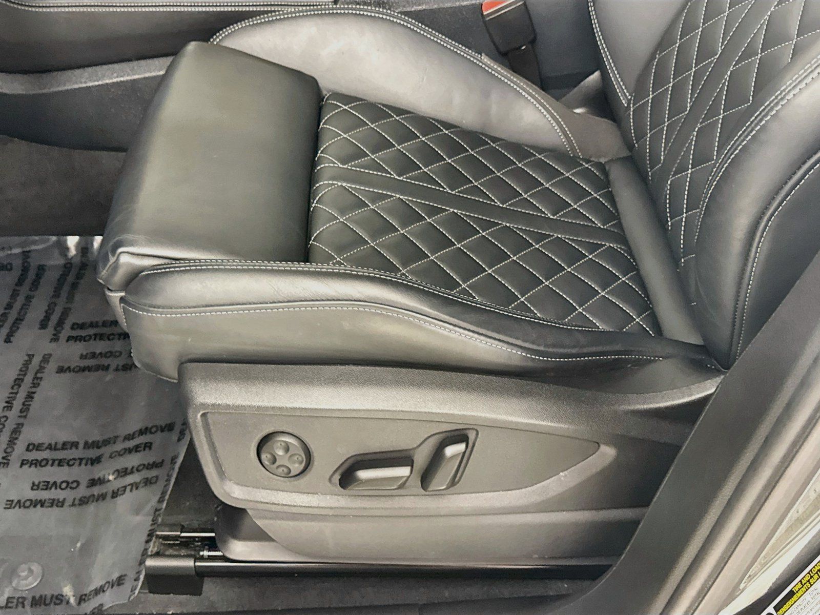 Certified 2023 Audi SQ5 Premium Plus w/ Premium Plus Package AWD/4WD image 12
