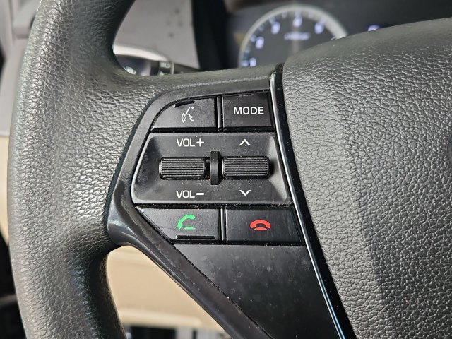 Used 2017 Hyundai Sonata SE FWD image 12
