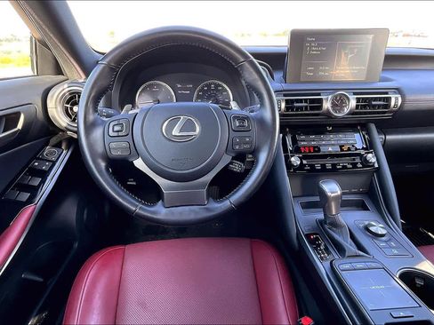 Used 2022 Lexus IS 300 image 6